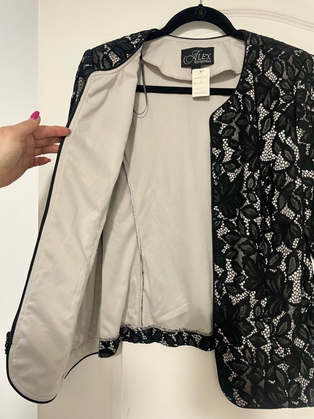 NWT Alex Evenings Black and White Lace Evening Jacket Size Large